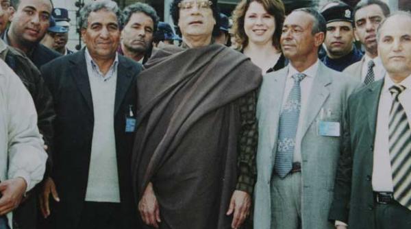 muamar gaddafi taticul generos al infirmierelor