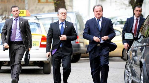 boc si blaga si au lansat cele doua romanii