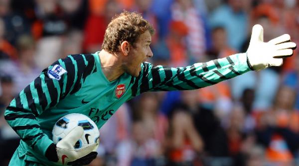 lehmann a revenit in poarta lui arsenal dupa trei ani