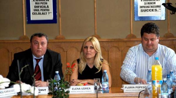 udrea muta valea prahovei in bucegi