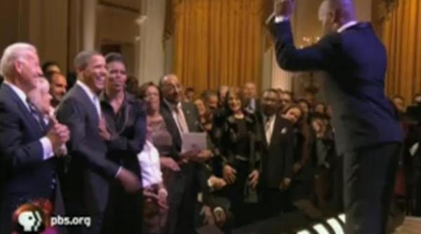 jamie foxx danseaza ca obama pentru obama