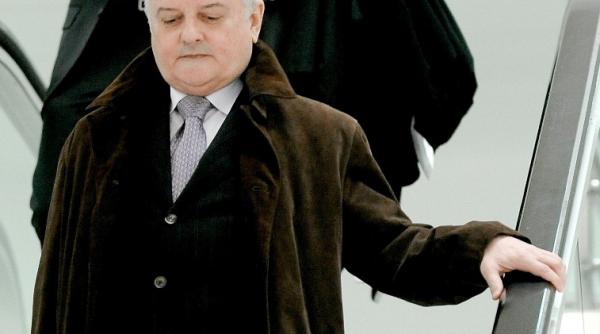 politia a intrat in forta la izvorani monica si a luat copilul