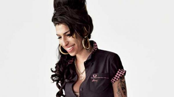 amy winehouse in premiera in romania