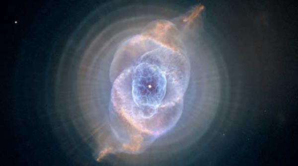 nasa imagine spectaculoasa cu nebuloasa ochiul pisicii