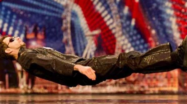 romanul gogonea matrixul britanicilor