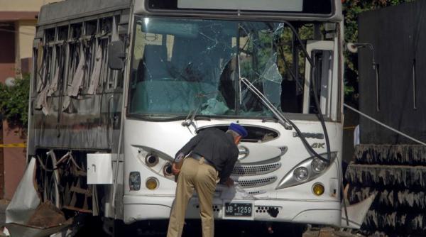pakistan cel putin 13 morti in urma unui atac armat asupra unui autobuz
