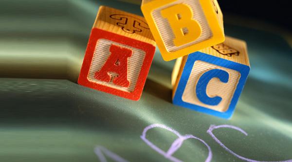 comisia europeana ne declara semianalfabeti 40 dintre romani nu stiu sa scrie si sa citeasca