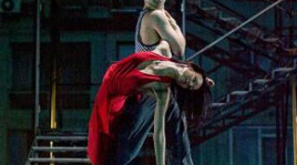 odeonul cu spectacolul block bach la berlin