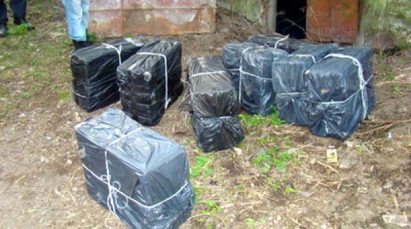 o cripta dintr un cimitir maramuresean depozit de tigari de contrabanda