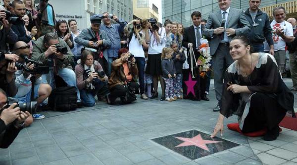maia morgenstern prima actrita de pe aleea celebritatilor