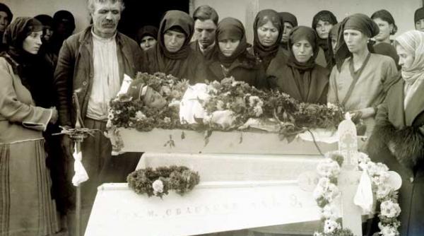 ceausescu intre legenda si adevar data nasterii si alegerea numelui de botez