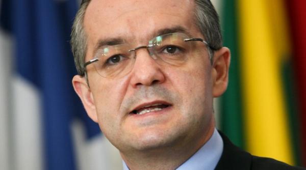 boc sunt singur impotriva tuturor