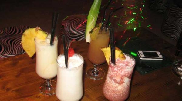 lapte gros carti narghilea distractie