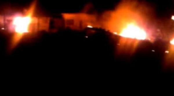 noi imagini cu vila lui osama bin laden in flacari