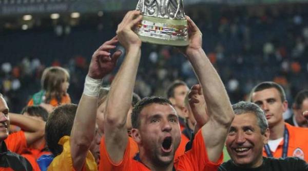 sapunaru pe urmele lui rat un nou roman intr o finala europeana