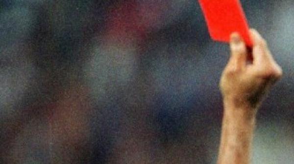 protest neobisnuit arbitru urmarit 13 km cu masina de jucatori