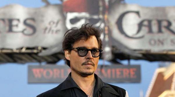 johnny depp intepenit la propriu la filmarile partii a patra a seriei piratii din caraibe