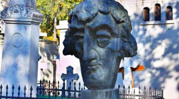 o noapte cu povesti in cimitirul bellu