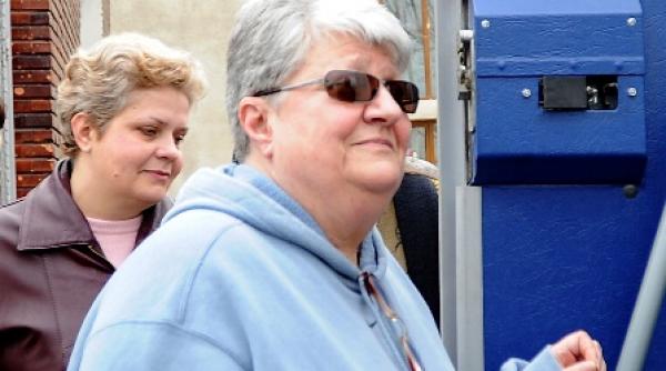 vlas le raspunde pagubitilor fni domnul vintu a luat banii nu eu