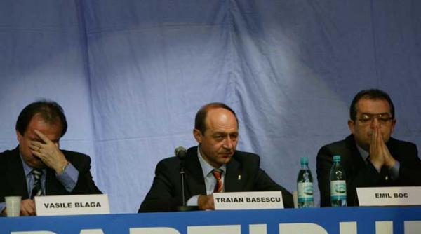 emil boc sau vasile blaga