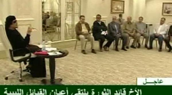 gaddafi traieste si da cu tifla nato