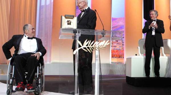 miezul noptii la paris