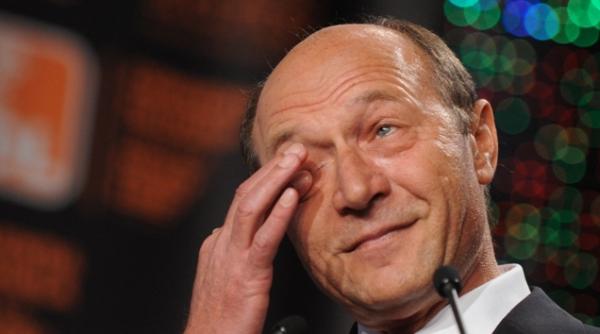 basescu in lacrimi va multumesc ca nu m ati dezamagit