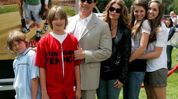arnold schwarzenegger are un copil din flori