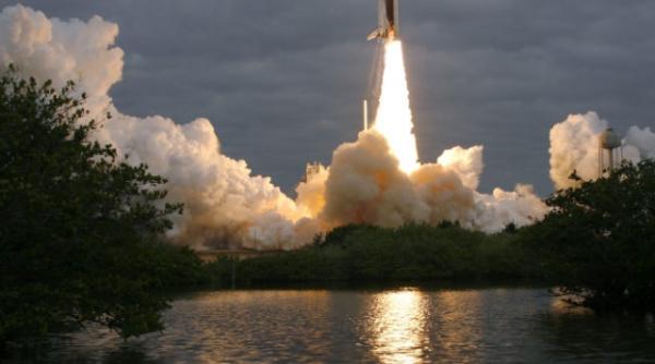 lansarea navetei endeavour vazuta din avion video