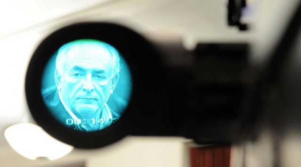 bomboana pe coliva dsk camerista nafi din labe este banuita ca are sida