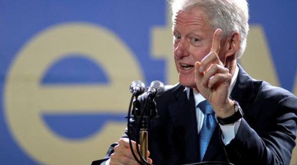 bill clinton aflat in muntenegru ma bucur sa fiu in macedonia