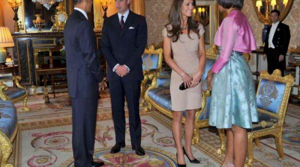 ducesa de cambridge a eclipsat o pe michelle obama intr o rochie de 200 de euro