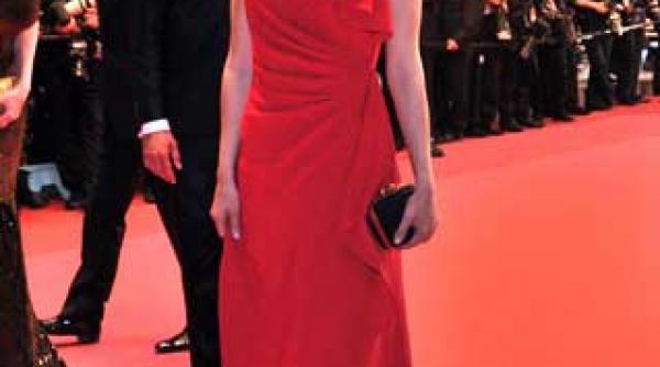 andreea berecleanu rasfatata la cannes