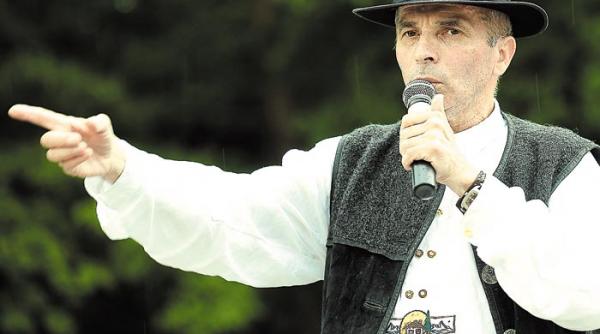 noaptea muzeelor cu tarafuri si fanfare