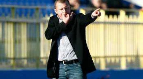 ultimatum pentru dorinel are doua zile sa semneze alt contract