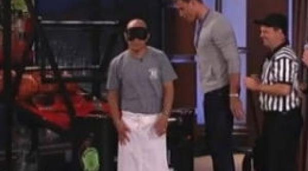 cel mai bun debutant din nba batut de un chelner legat la ochi