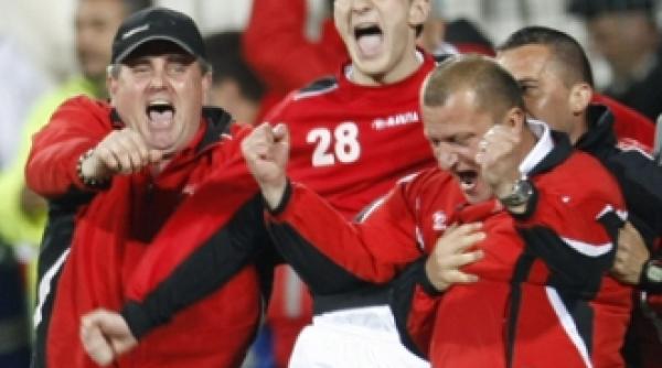 eintracht frankfurt l a ratat pe dorinel din nou