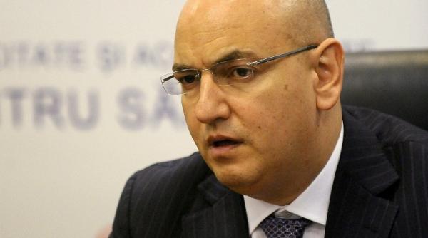 directorul cnas acuza o relatie de concubinaj intre medicii de familie si farmacisti