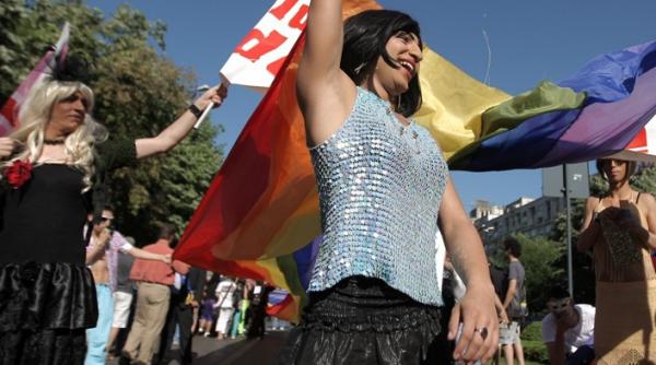 diversitate si normalitate in aceeasi zi dar la ore diferite