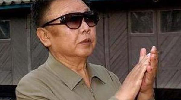 kim jong il ironizat de militarii coreei de sud phenianul promite razbunare