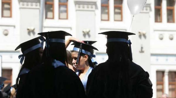 elevii destepti ar putea promova doi ani intr unul