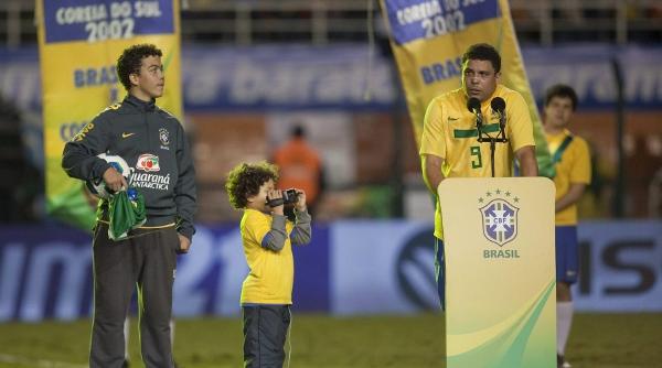 ronaldo discurs in lacrimi pentru fani va multumesc pentru dragostea voastra video