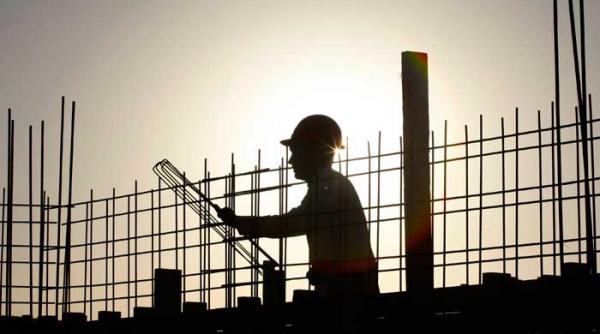 udrea modifica legea autorizarii constructiilor incalcarea avizelor se pedepseste cu buldozerul