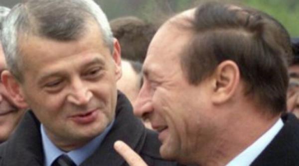 traian basescu in sedinta la primaria capitalei