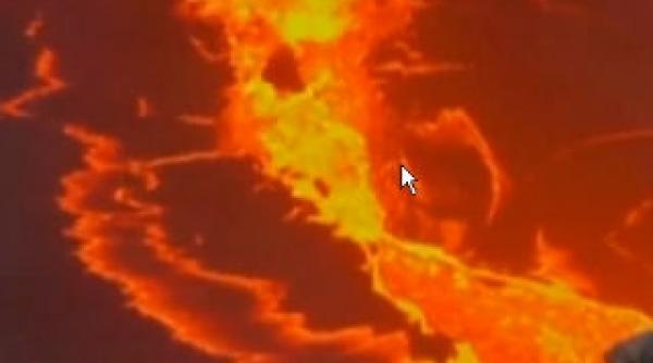 un rau de lava se scurge din vulcanul kilauea video