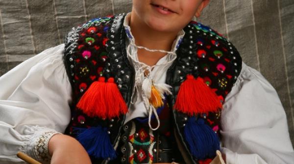 invartita morosenilor cu colesa si horinca