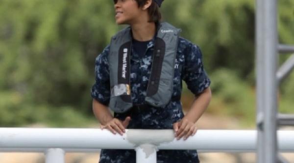 rihanna impresioneaza prin cascadorii la debutul sau in cinema