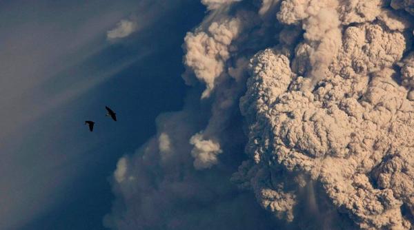 vulcanul puyehue din chile a erupt din nou