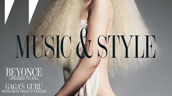 christina aguilera se dezbraca pentru revista w