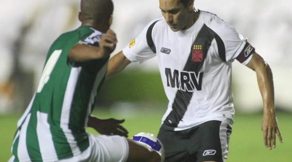 edmundo a fost eliberat la 17 ore dupa ce fusese trimis dupa gratii